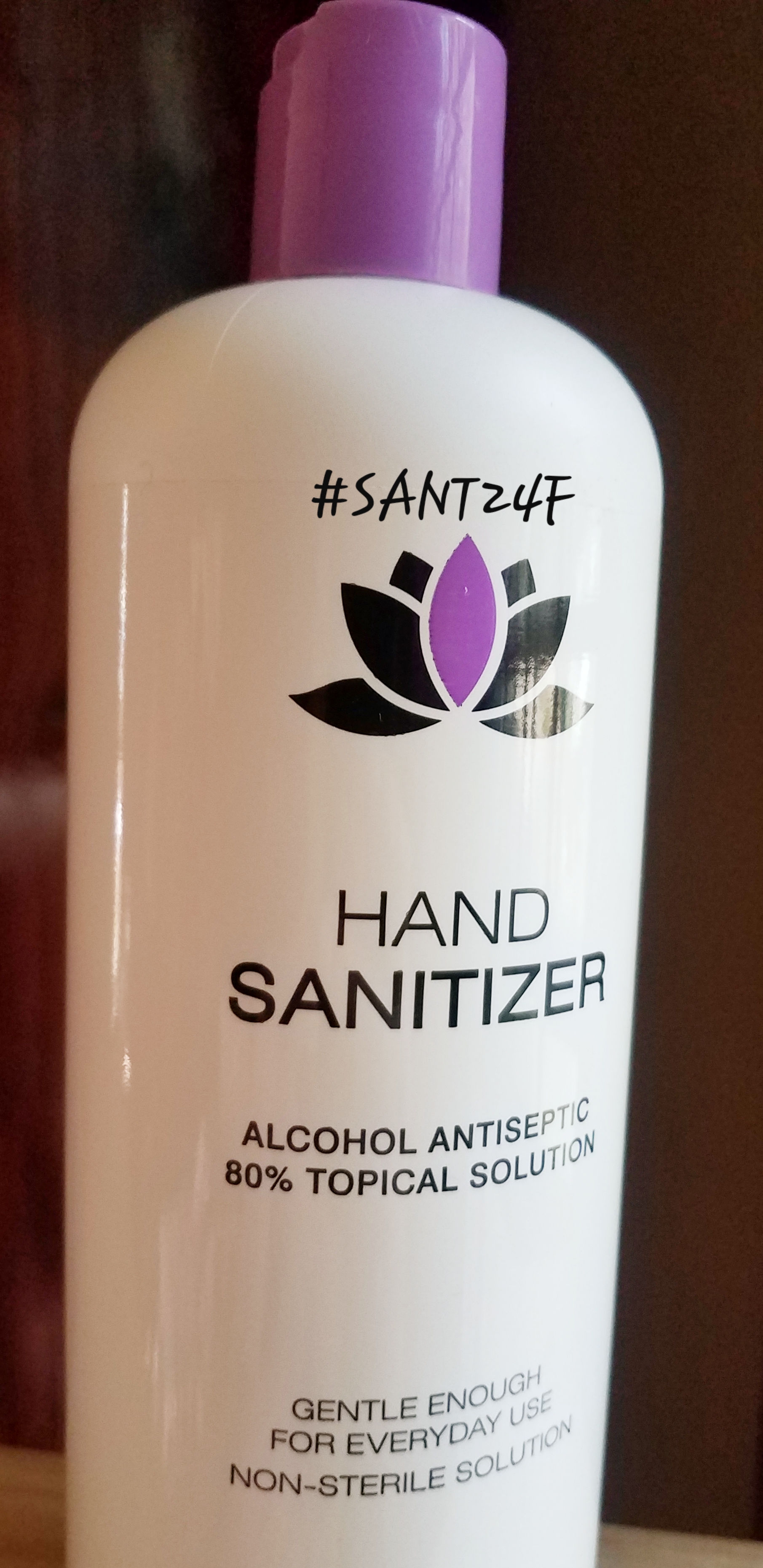 #SANT24F HAND SANITIZER, 24 OZ. WITH 80% ALCOHOL & FLIP CAP. 